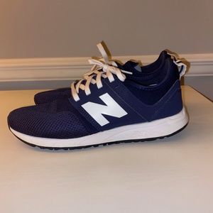 New Balance 247 Shoes